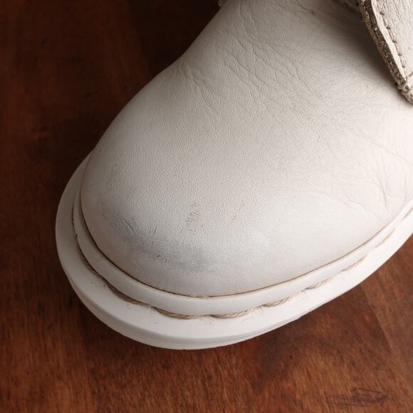 Dr. Martens Boots Womens SZ 5 White 1460 Pascal Mono Leather Combat 8 Eye Casual - Picture 10 of 16